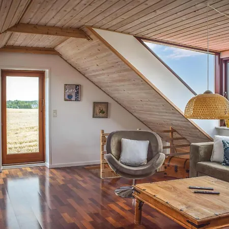 Feriehus Three-bedroom In