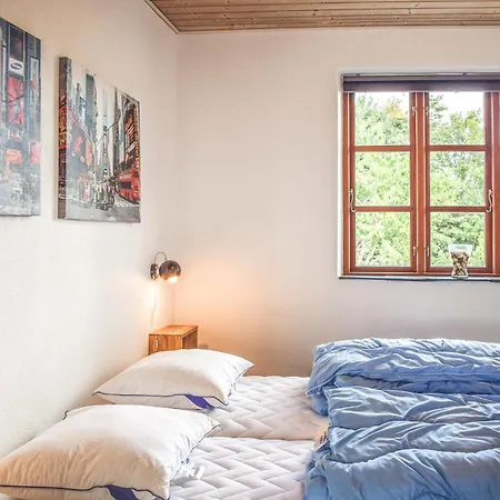 Three-bedroom In * Knebel